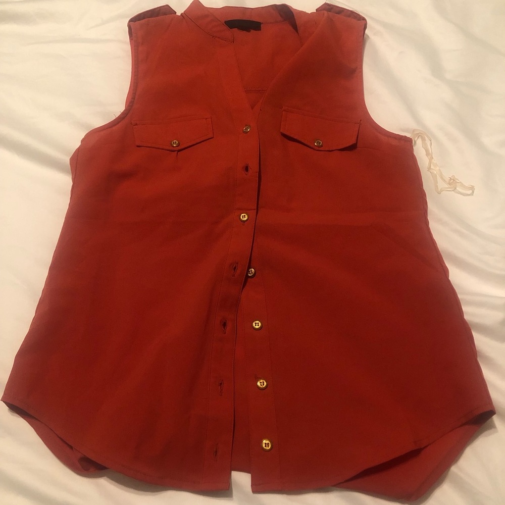 Sleeveless top